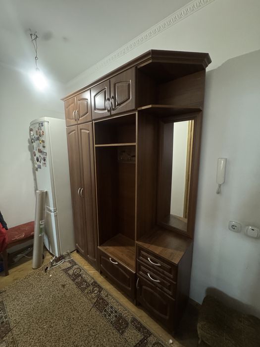 Прихожа шафа до коридору
