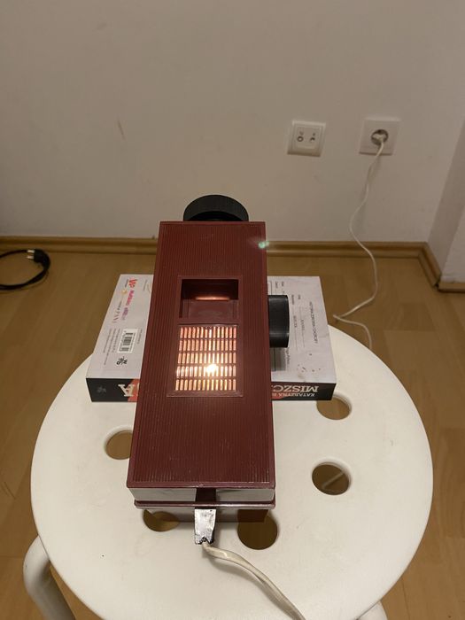 Rzutnik projektor Jacek + 3 klisze