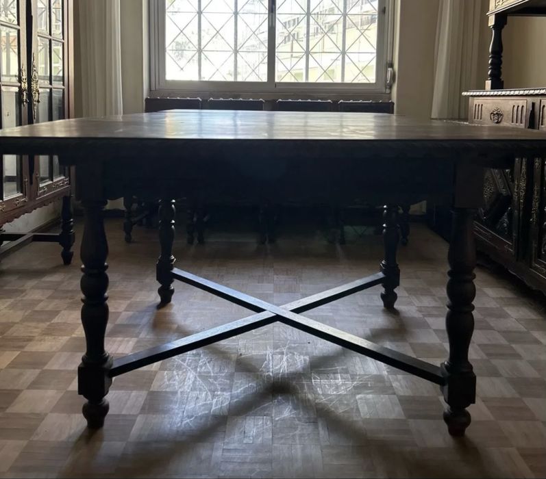 Mesa de jantar com 6 cadeiras