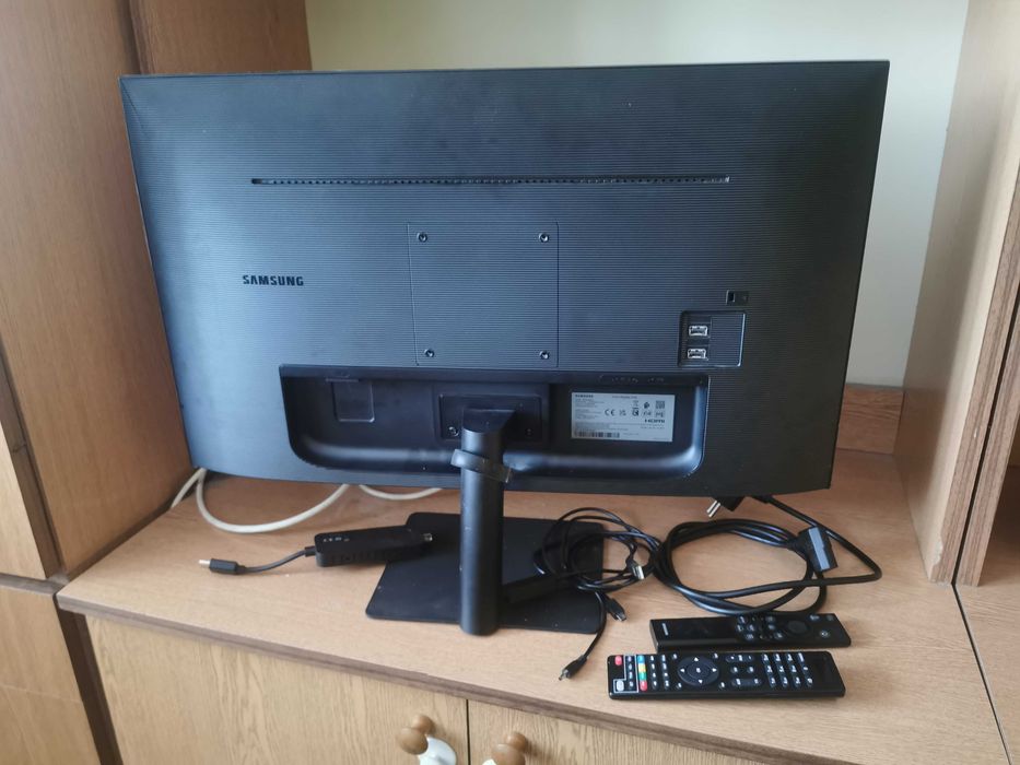 Samsung smart monitor m5 full hd 27 cali + dekoder tv !!!