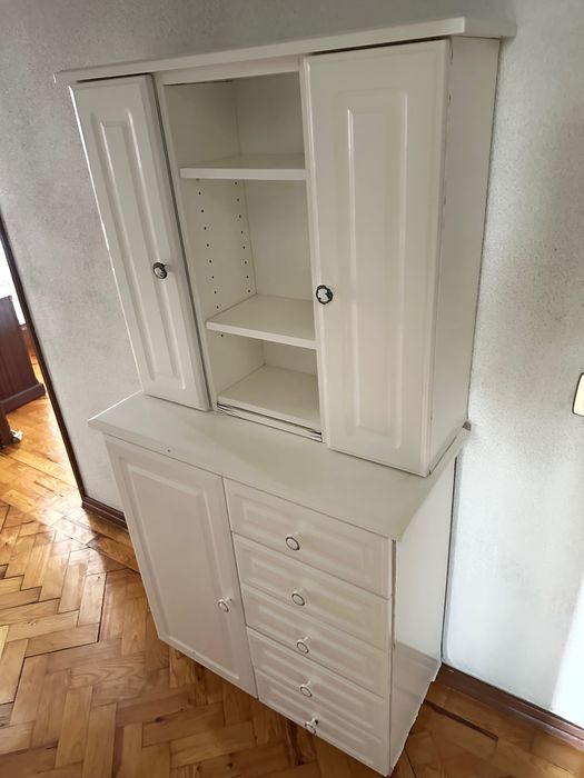 Móvel de casa-de-banho com arrumação