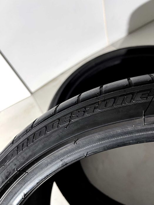 Pneus Bridgestone Potenza RE050A - 245/35/20 - Como NOVOS