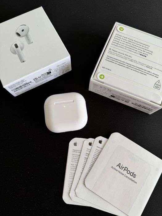 Słuchawki AirPods 4 ANC