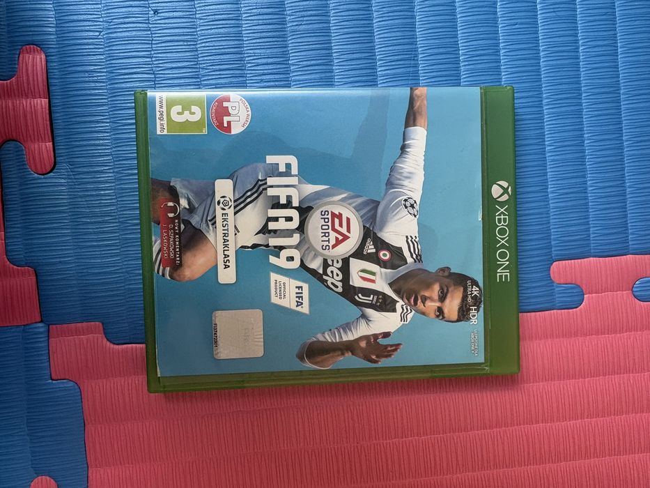 Sprzedam grę fifa 19
