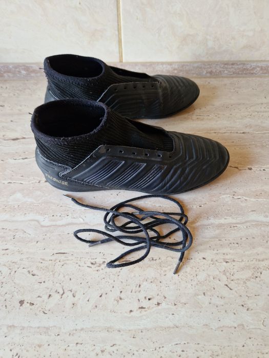 Turfy adidas predator r 38i2/3