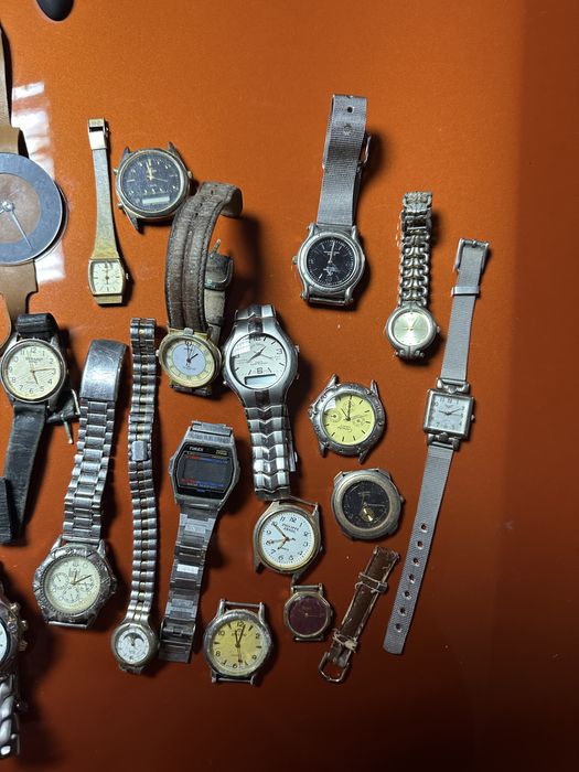 Relógios para peças variados