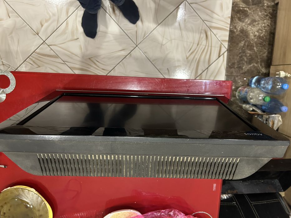 Телевізор LCD sharp .