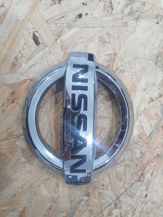 Znaczek emblemat Nissan Qashqai logo