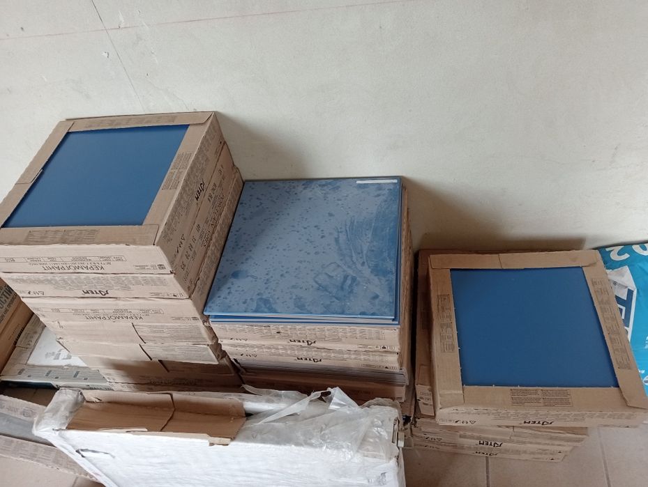 Продам Плитку Нову