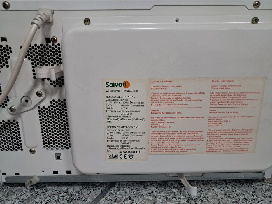 Micro-ondas Saivod 800W – Bom estado