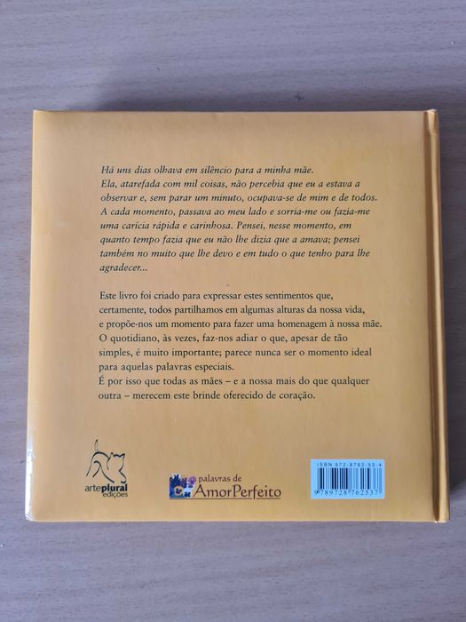 Livro infantil "Um Brinde Às Mães"