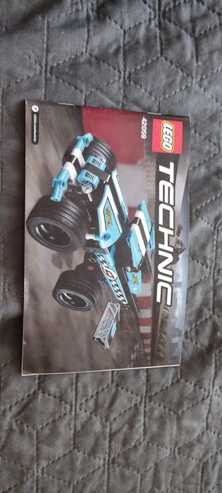 LEGO Technic Трюковой грузовик 42059