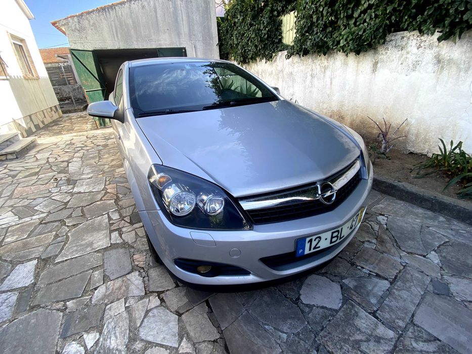 Opel Astra GTC 1.7 CDTI