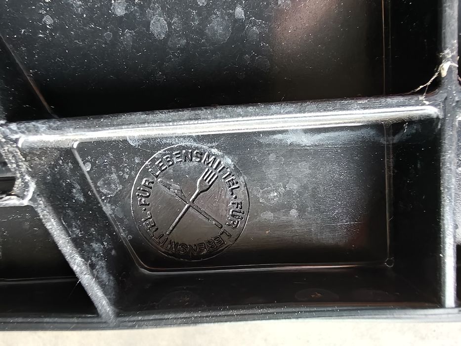 Skrzynki plastikowe do żywności 60x40x22.5cm