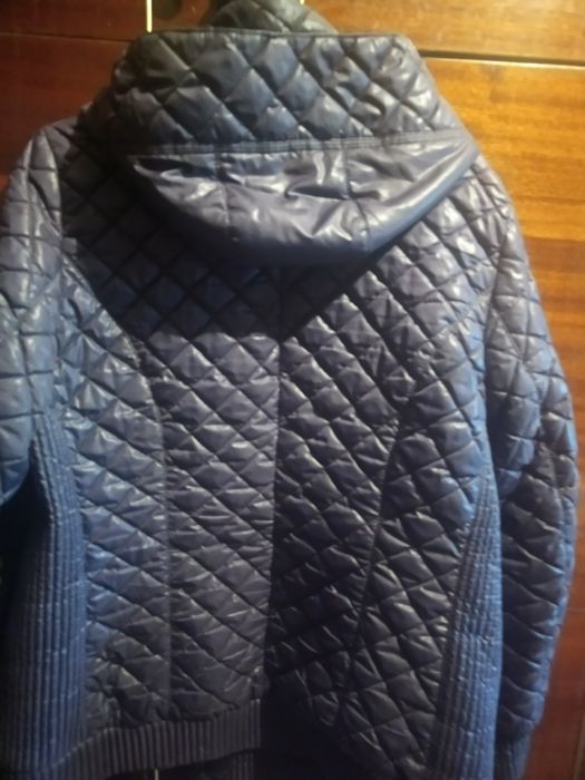 Продам куртку осеннюю!