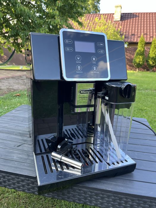 Кавоварка Delonghi Perfecta EVO 2021 року гарантія, та післягарантійна підтримка