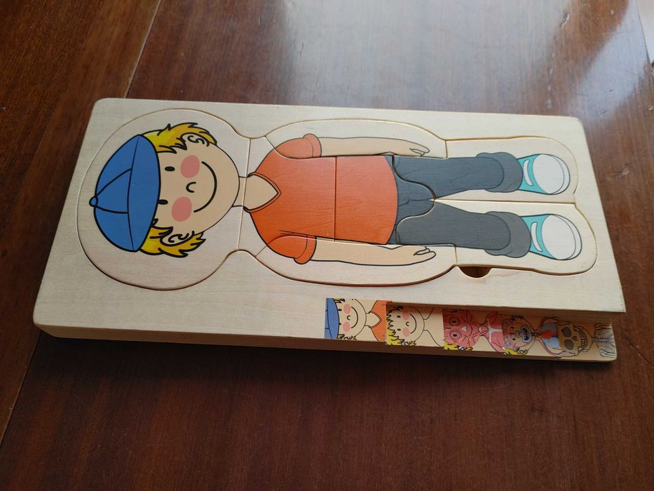 Puzzle Corpo Humano de madeira Delta Sport