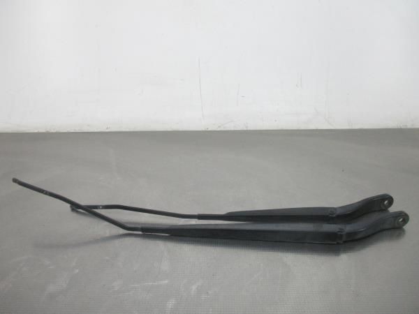 Haste / braço de escova limpa vidros frente direita RENAULT Megane III