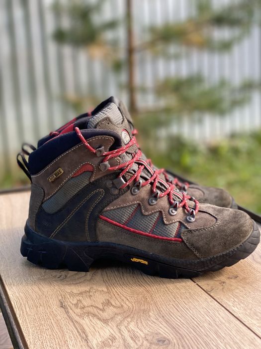 Трекінгові черевики McKinley Aquamax Vibram (Розмір 40 / устілка 25.5 см)