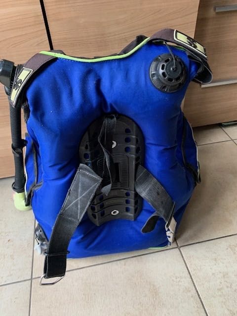 Jacket Scubapro kamizelka wypornościowa M nurkowanie kieszenie balasto
