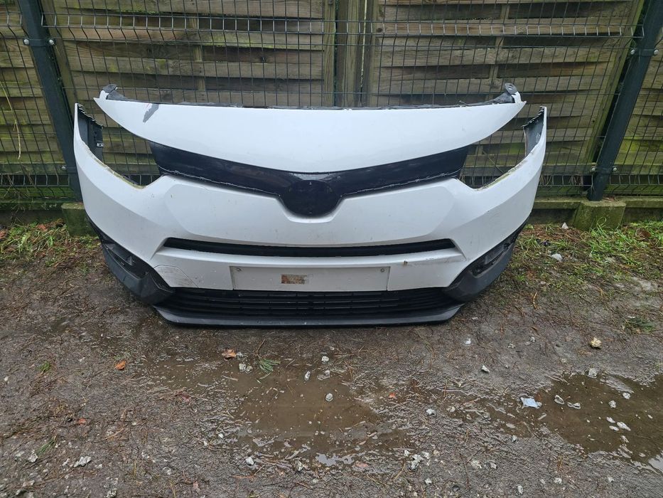 Toyota proace city zderzak oryginał