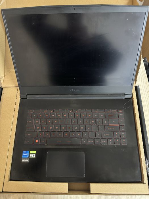 LAPTOP MSI RTX3050 Intel i5