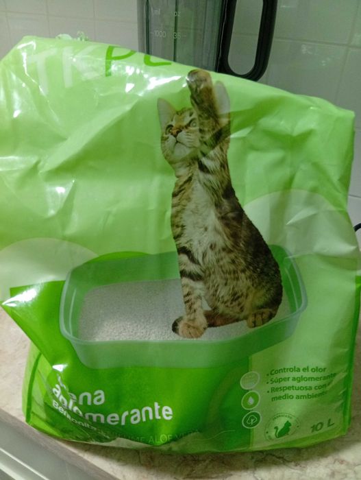 Oportunidade- 10€ Ração ainda fechada