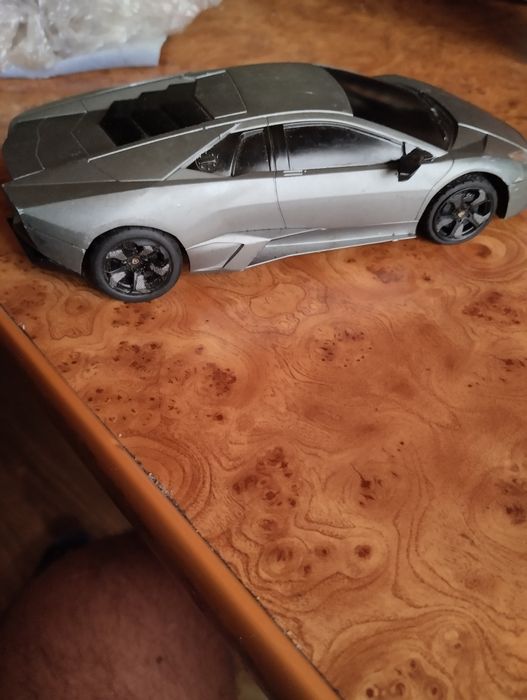 Игрушки, модели 1/24