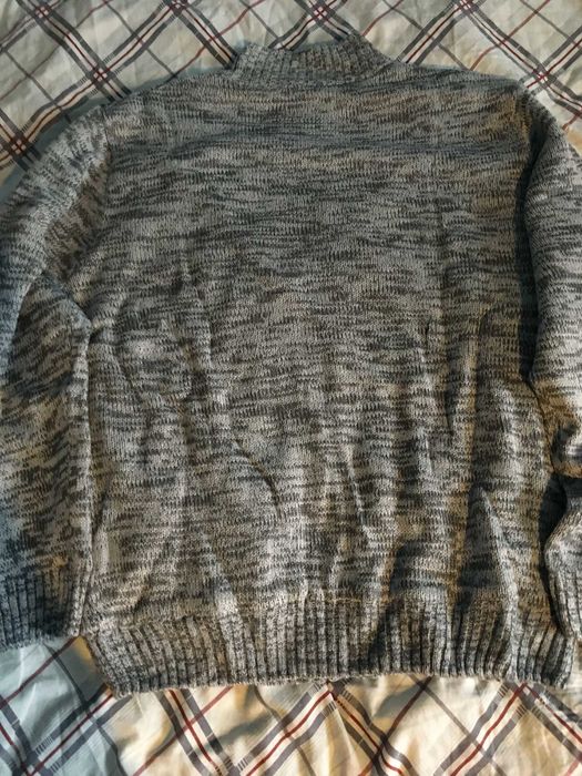 Sweter trykotowy podszyty kożuszkiem sherpa XL