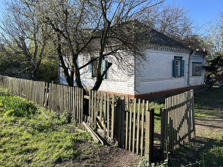 Продам дом и участок 25 соток