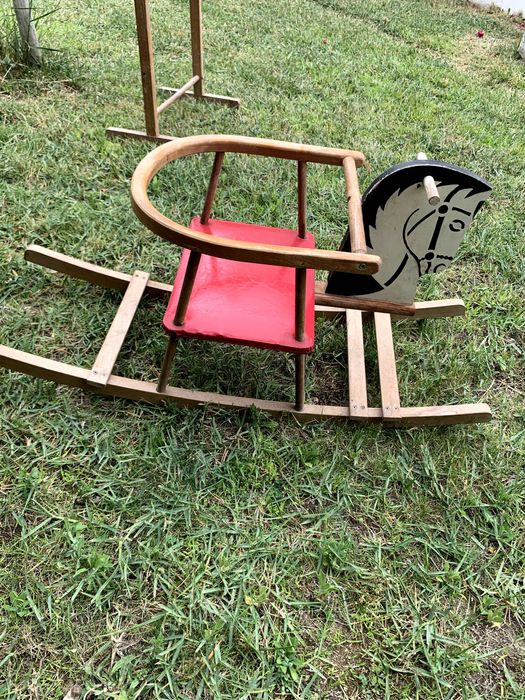 Cavalo de balançar em madeira brinquedo crianças