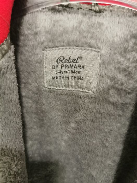 Szlafrok Rekin Rebel Primark 3-4 lata 104 super stan