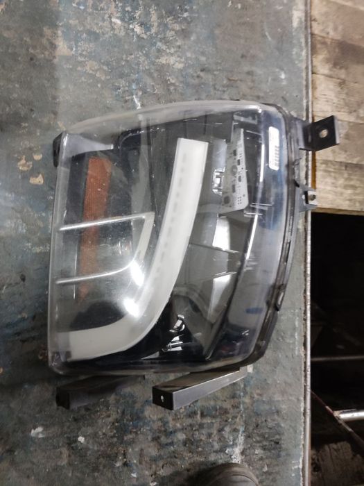 Фара протитуманна Rh/Lh, Tesla Model X 2016-2020