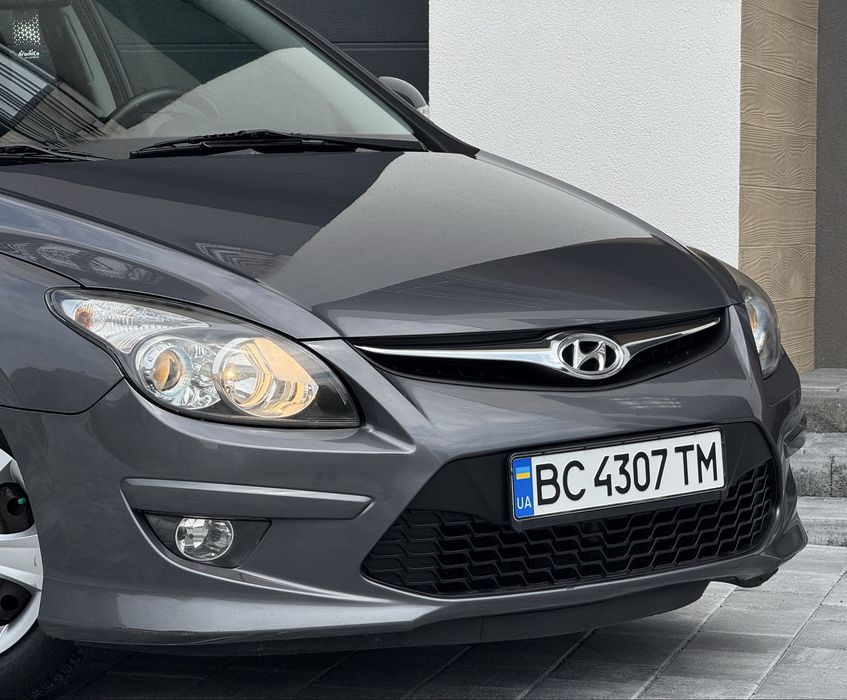 Продам Hyundai i30 2011 1.6 дизель Універсал у чудовому стані