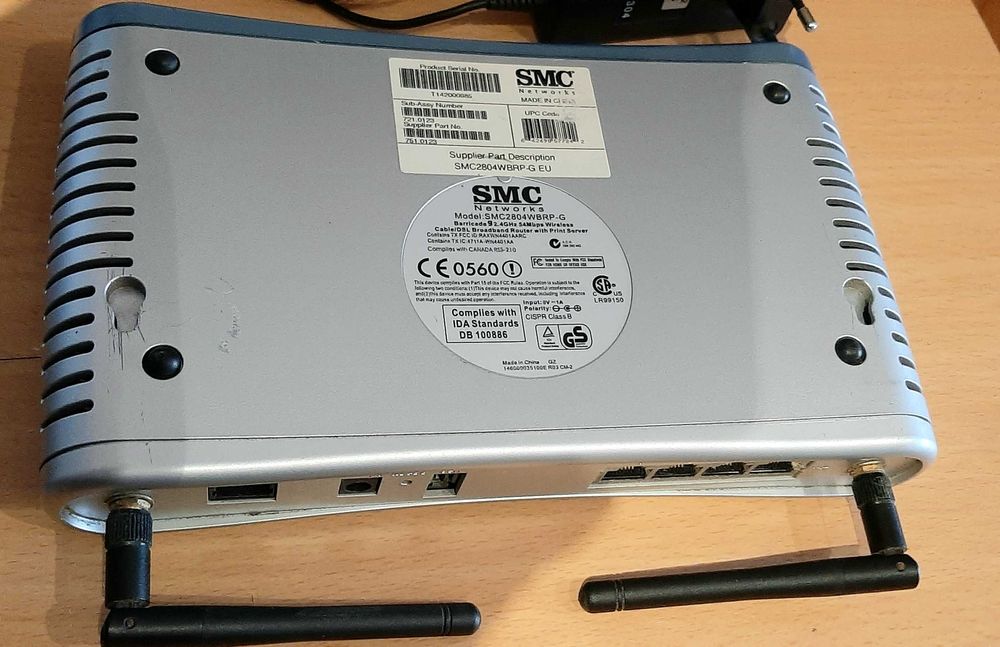 SMC Wireless Router 56 Mbps64286117951363122