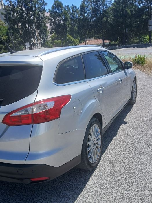 Carrinha Ford focus - bom estado e revisões em dia