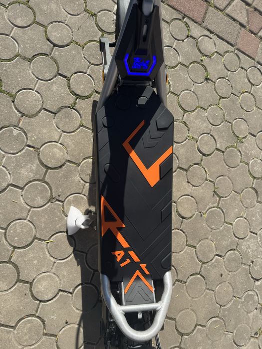 Нові електросамокати Kugoo KuKirin A1 / 2026 / 800 Вт,48V, 13Ah