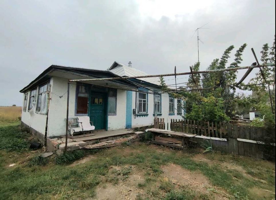 ПРОДАМ БУДИНОК с.Сивухи Чернігівська обл. Козелецький р-н