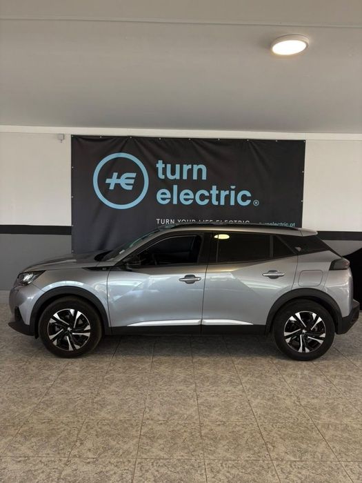 Peugeot e-2008 50 kWh Active
