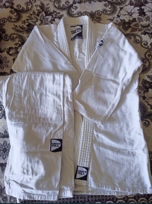 Продам кімоно Green Hill 134