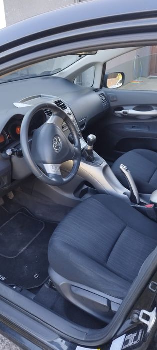 Toyota Auris 1.6