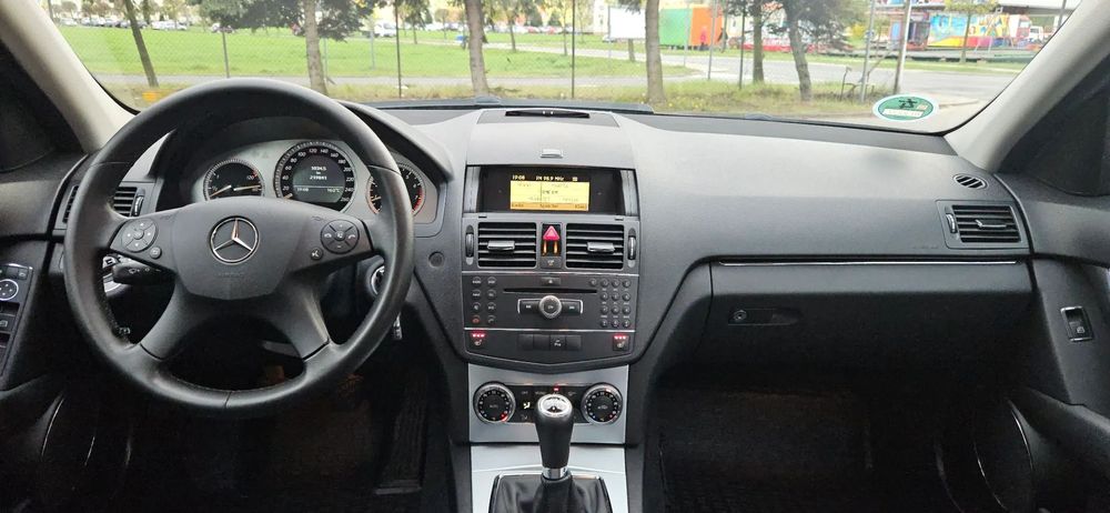 Mercedes-Benz Klasa C 1.8-15KM*Ksenon*Tempomat*Półskóra*Czujniki*Serwis*2 kluczyki*