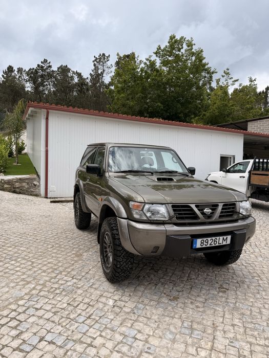 Nissan patrol GR Y 61