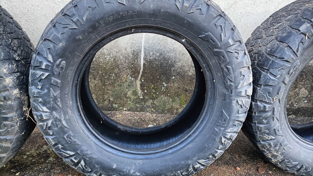 4 pneus Maxxis RAZR
