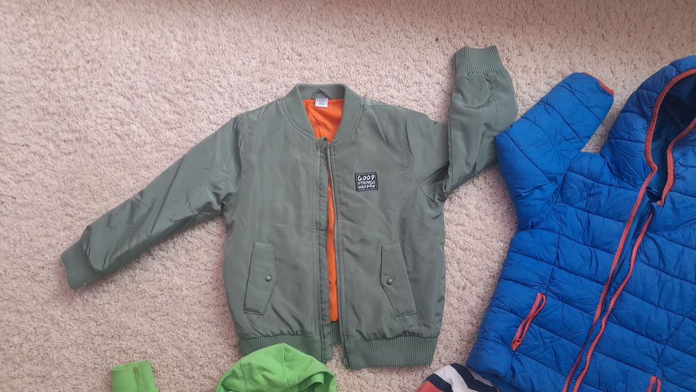 Dwie kurtki przejściowe roz. 116 + bluza