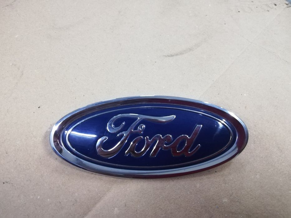 Emblemat znaczek logo Ford Focus mk3 III lift C-max mk2 II lift