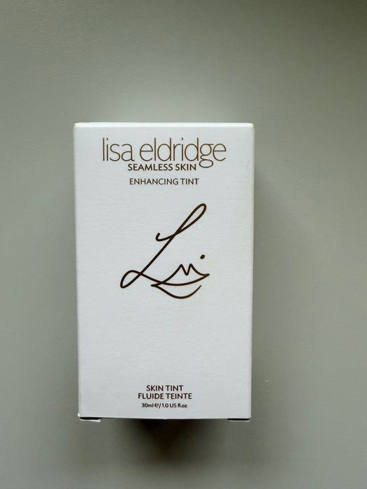 Skin Tint Lisa Eldrige odcień T7