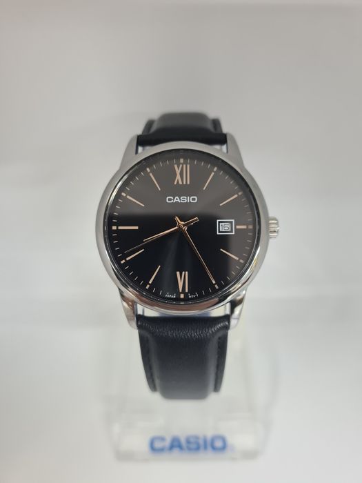 Relogio casio original novo com calendário