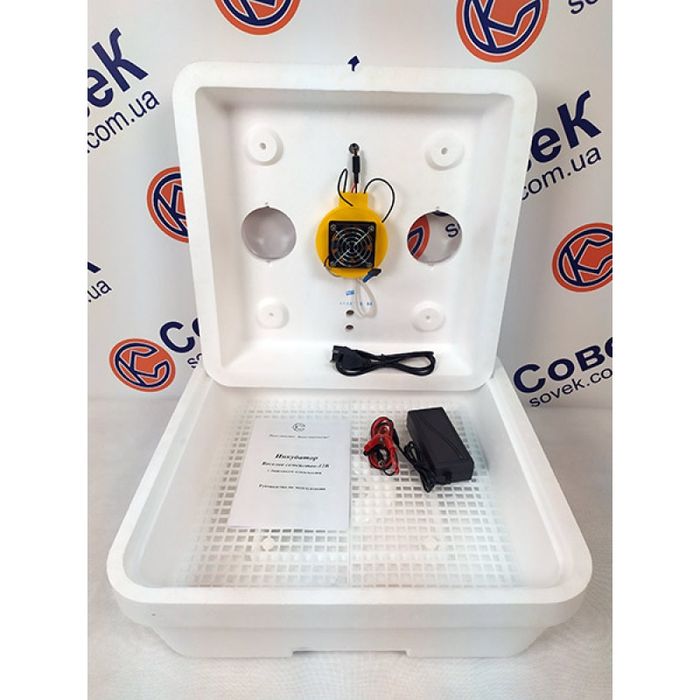 220та12В(під акум.)  Інкубатор на, 70яєць Веселе сімейство