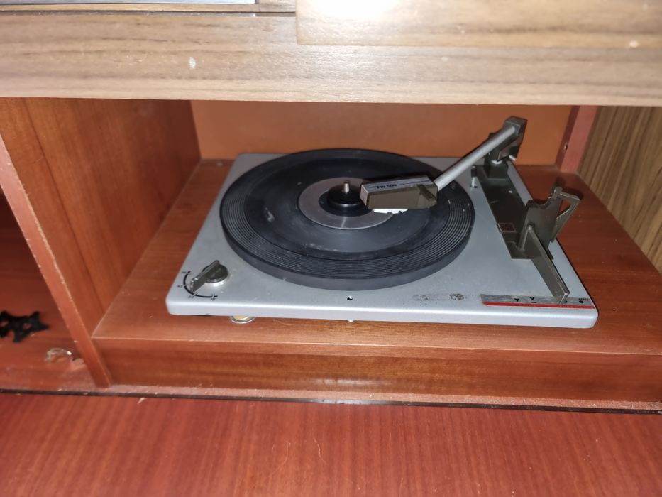 rádio consola Telefunken Sonata